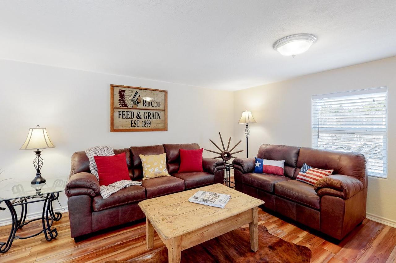 Antler Hill Villa Kerrville Bagian luar foto